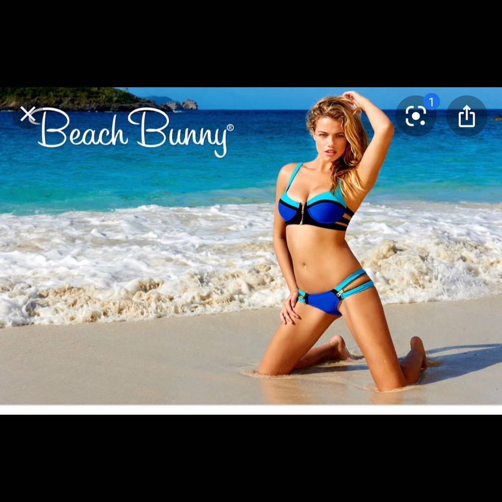 Beach Bunny Swimwear M